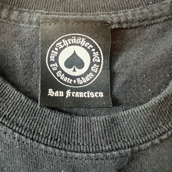 thrasher crop top - Picture 2 of 4